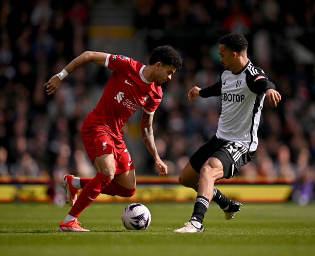 显然是背水 显然是背水