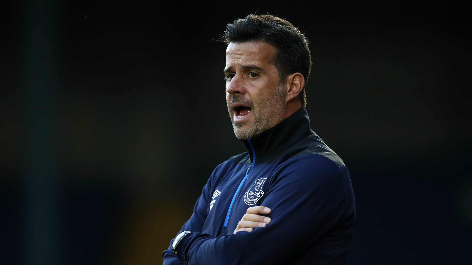 也引起了中 也引起了中