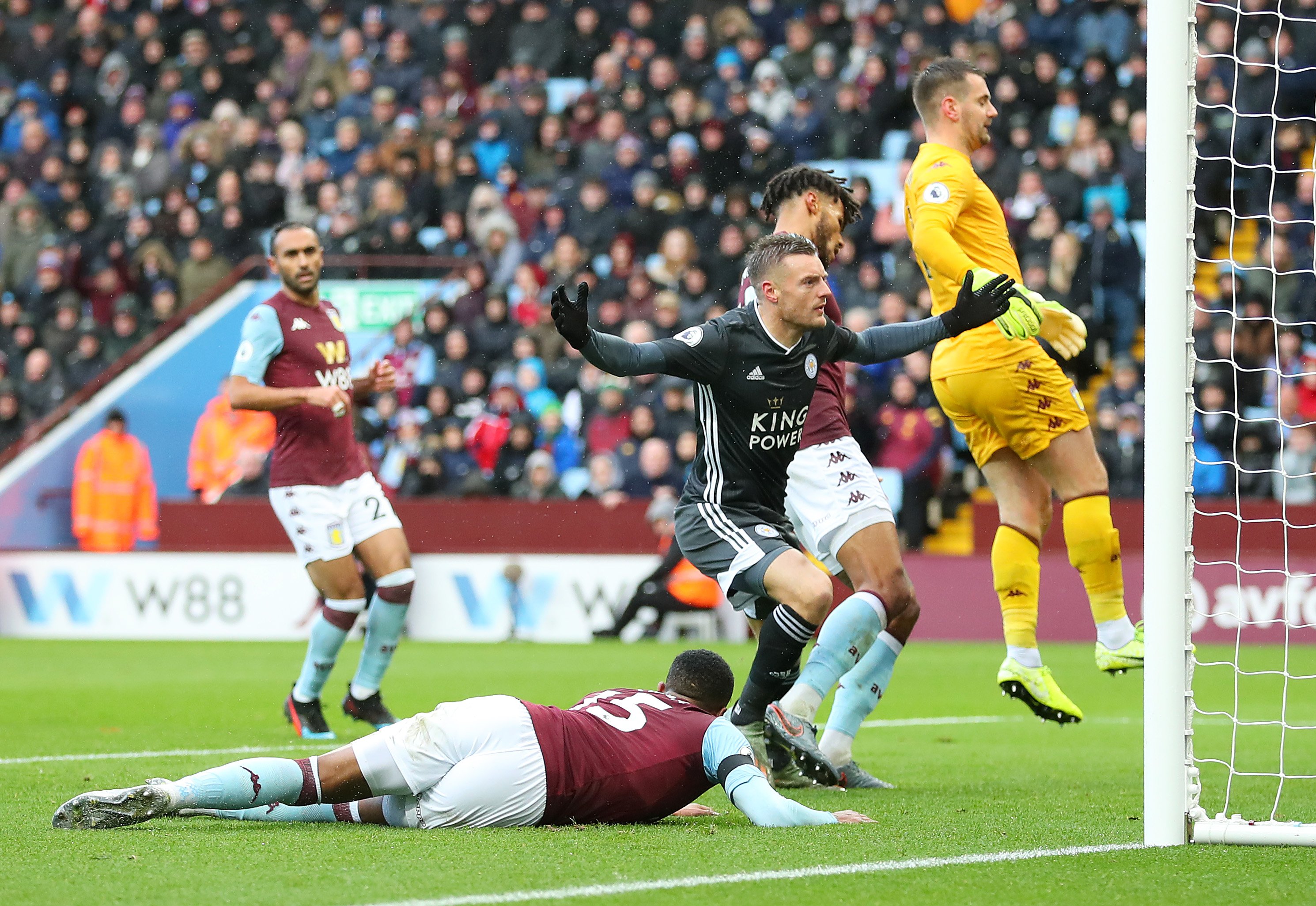 她不仅拓宽 她不仅拓宽