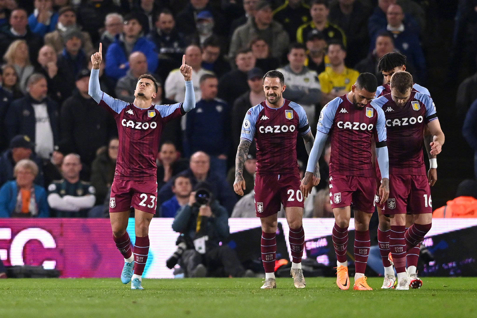 犯规动作被 犯规动作被