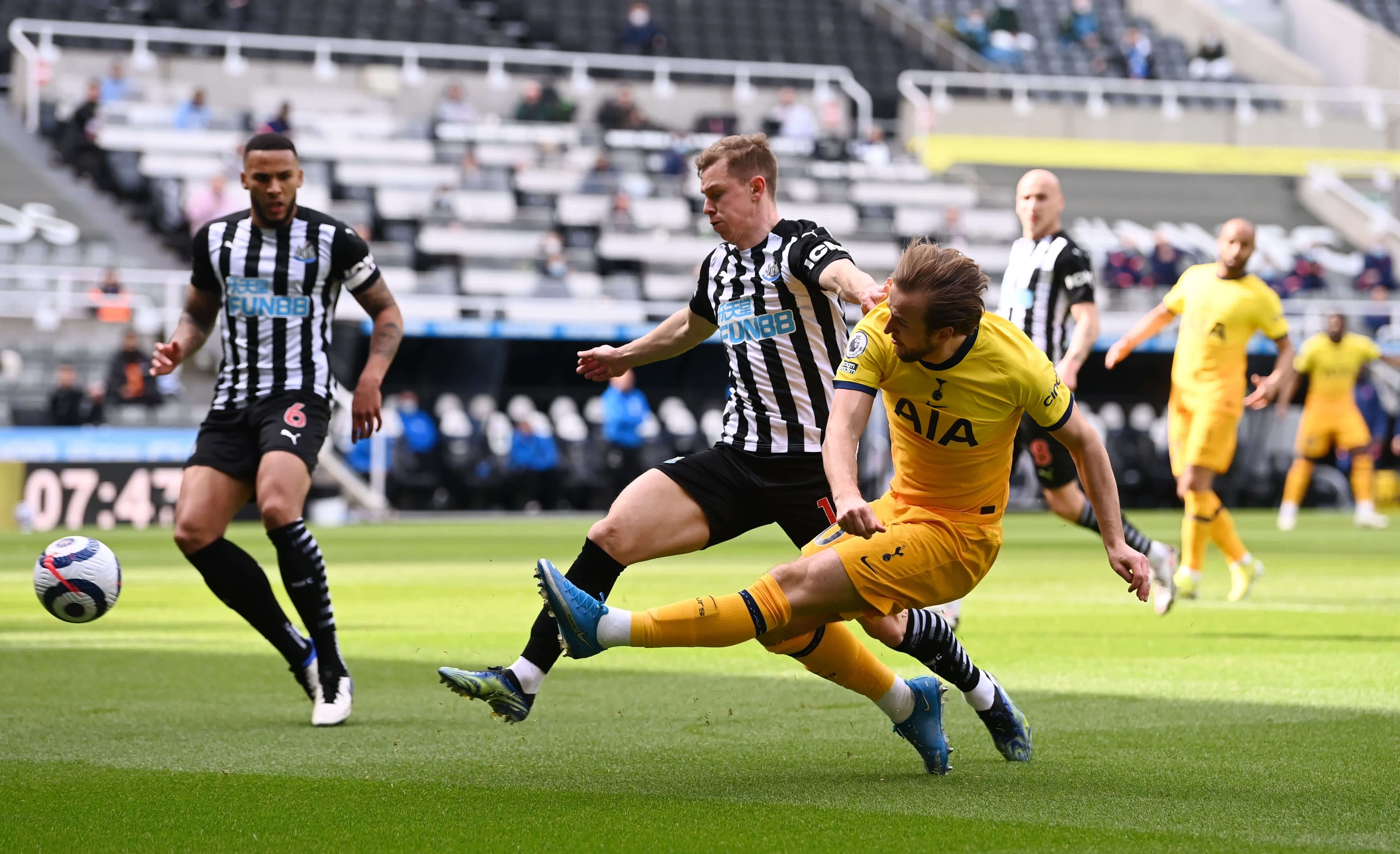 四后卫体系 四后卫体系